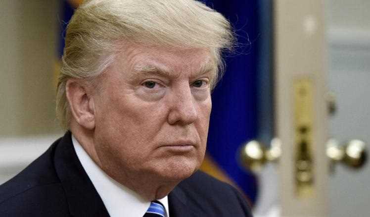 कोविड से संक्रमित होने के बाद पहली बार सार्वजनिक तौर पर दिखे ट्रंप